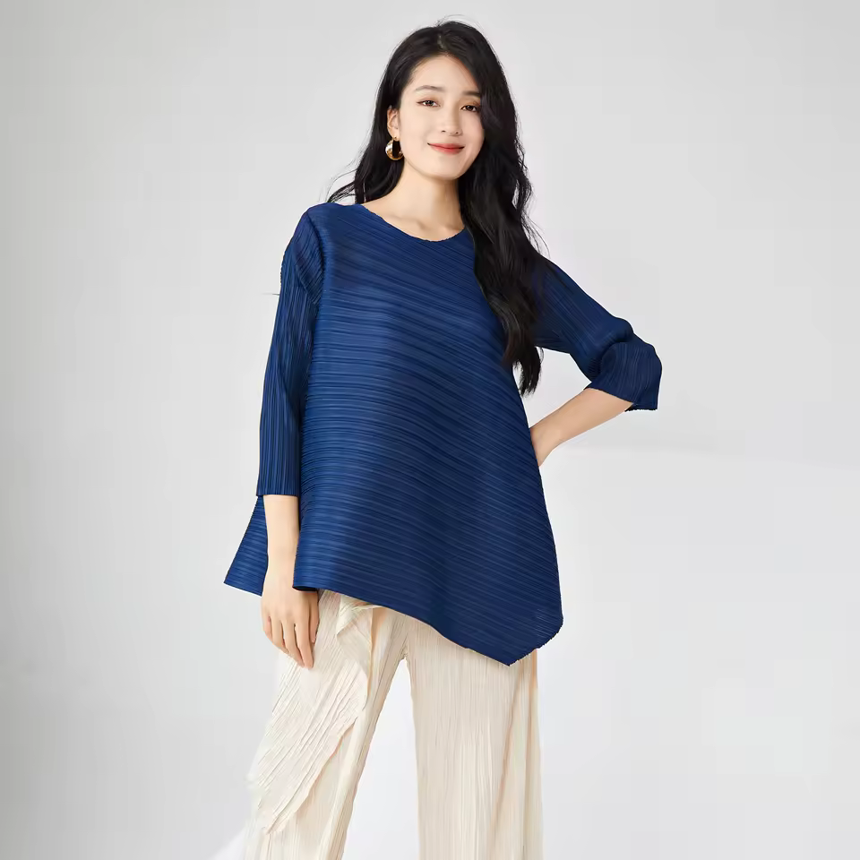 Factory Wholesale Women's Fashion Tops Loose Irregular Round Neck Large Size Classic Solid Color Simple Women's T-shirt