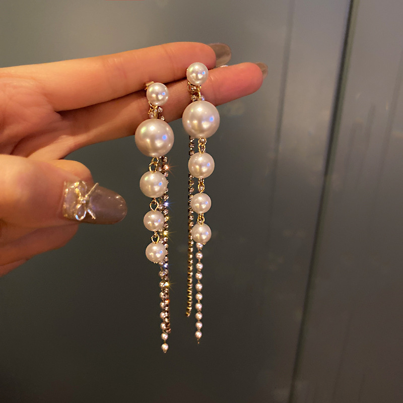 Exaggerated White Flower Pearl Tassel Earrings Fashion Earrings Premium Feeling Earrings