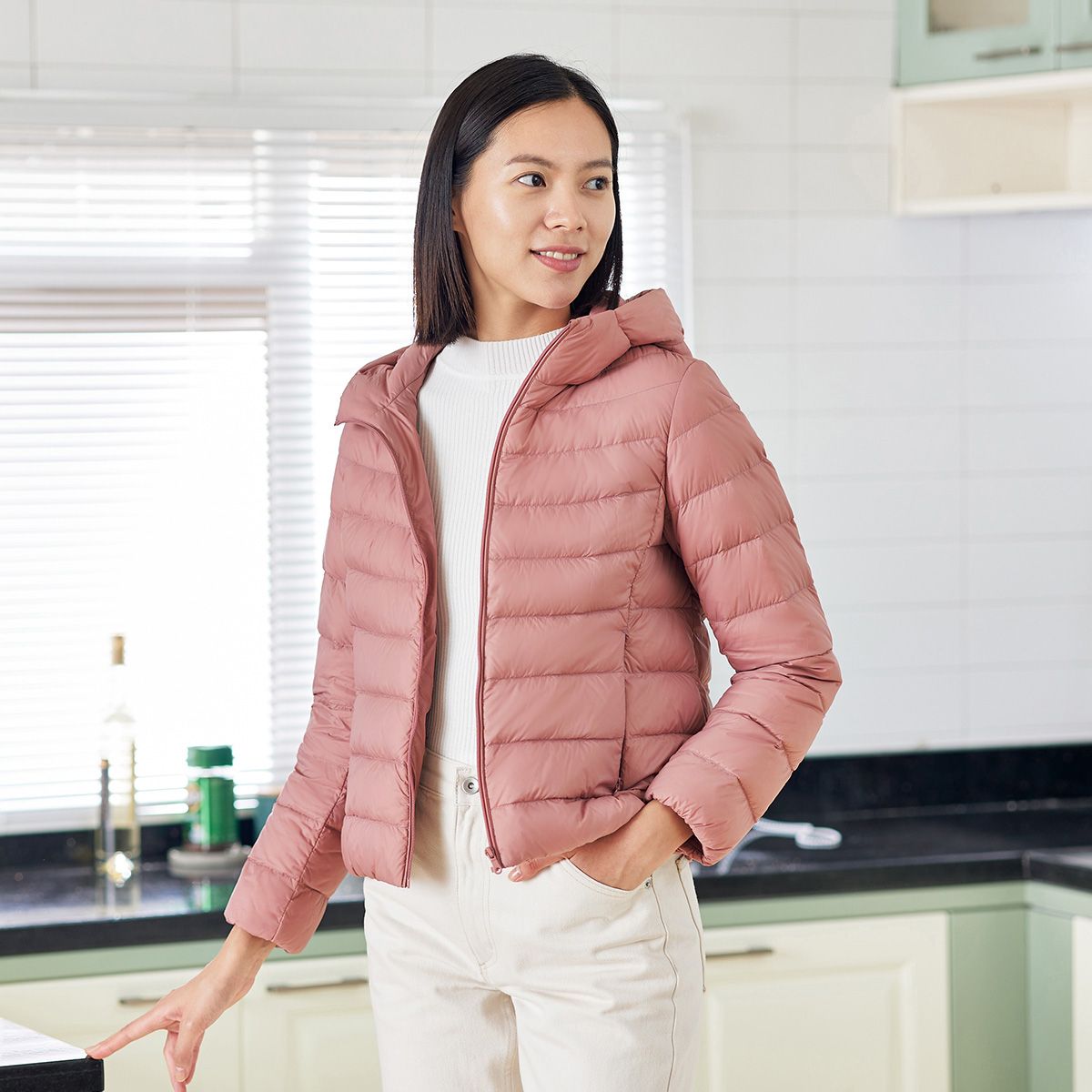 Hooded Casual Quilted Streetwear Latest Design Packable Windproof Jackets Warm Winter Coats