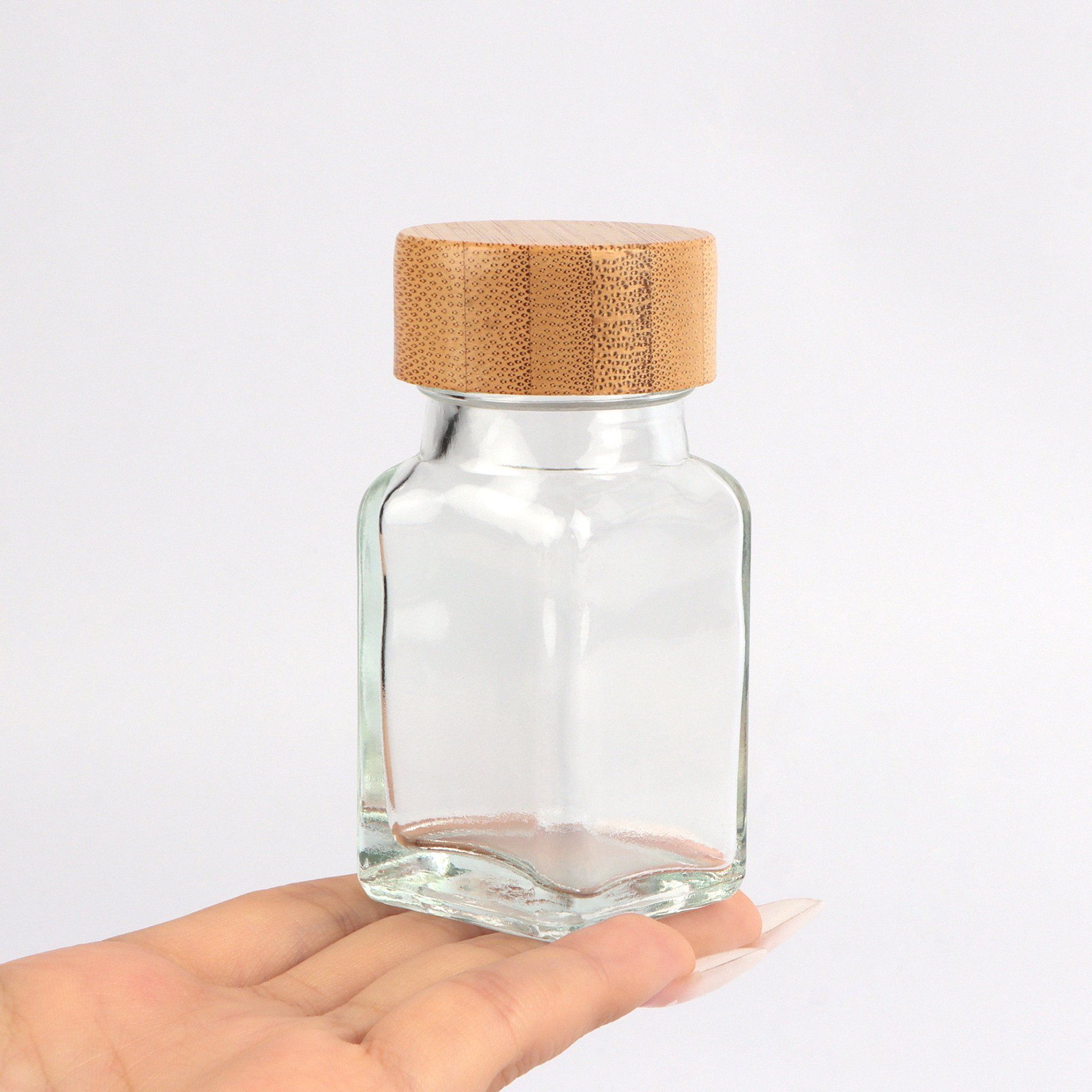 50ml 2oz Clear Square Shape Seasoning Spice Bottle Candy Glass Jars Sets for Wedding Favors with Bamboo Lid