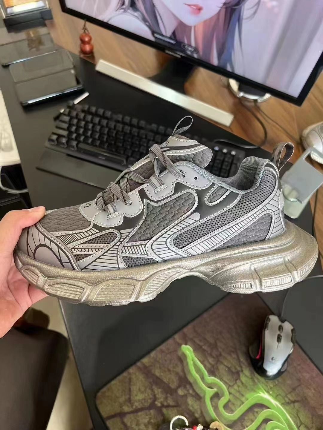 2023 Autumn New Style Upset Wholesale Low MOQ High Quality Althletic Fashion Lady Sneaker Shoes