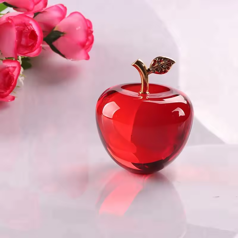 Cheap Hot Selling Personalized Crystal Gift,Craft,Clear Color Crystal Apple Souvenirs