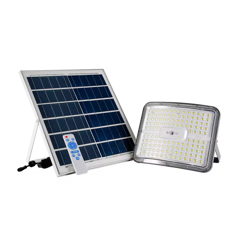 300w Solar Powered Led Flood Light With Ip65 Casing And Reflector Beam Distribution