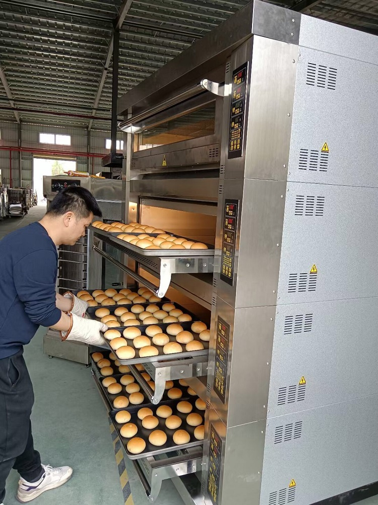 Best Home Pizza Ovens of 2022 Standard 4-Slice Commercial Stainless Steel Toaster Countertop Pizza Ovens/Snack Oven