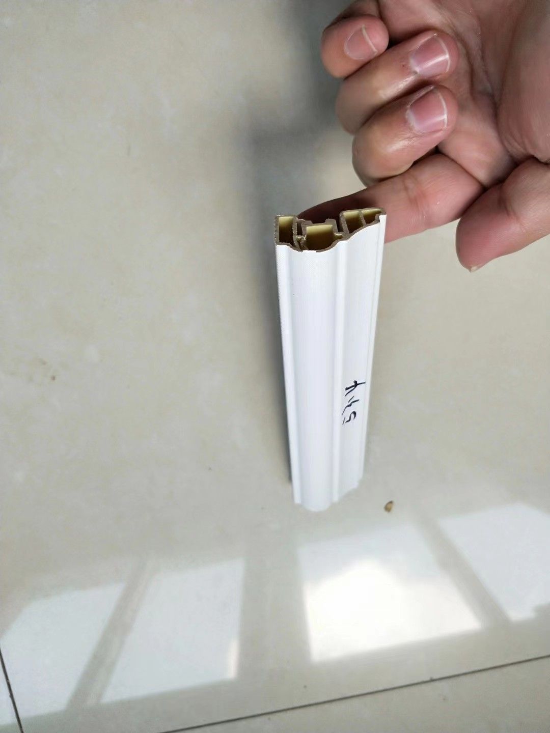 Plastic and Green Easy Fix Wall Corner