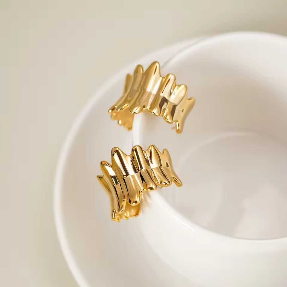 Wholesale Bulk Trendy Designer Minimalist Inspired Open Hoop Earrings For Women Daily Wear 18k Gold Brass Stud Earrings