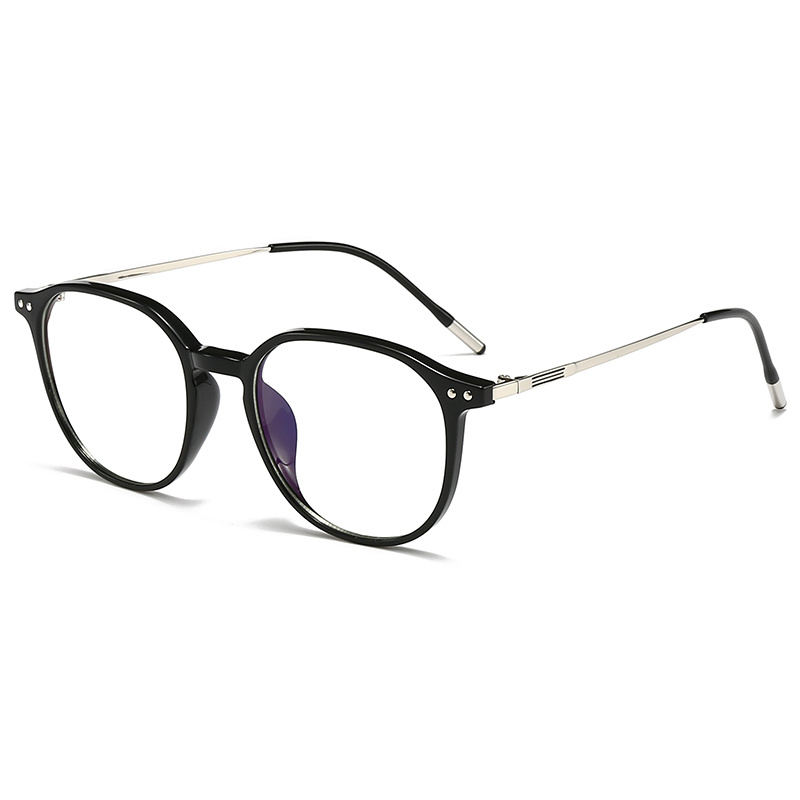 Retro Chic Metal Frame Sunglasses for Fashion-Forward Individuals