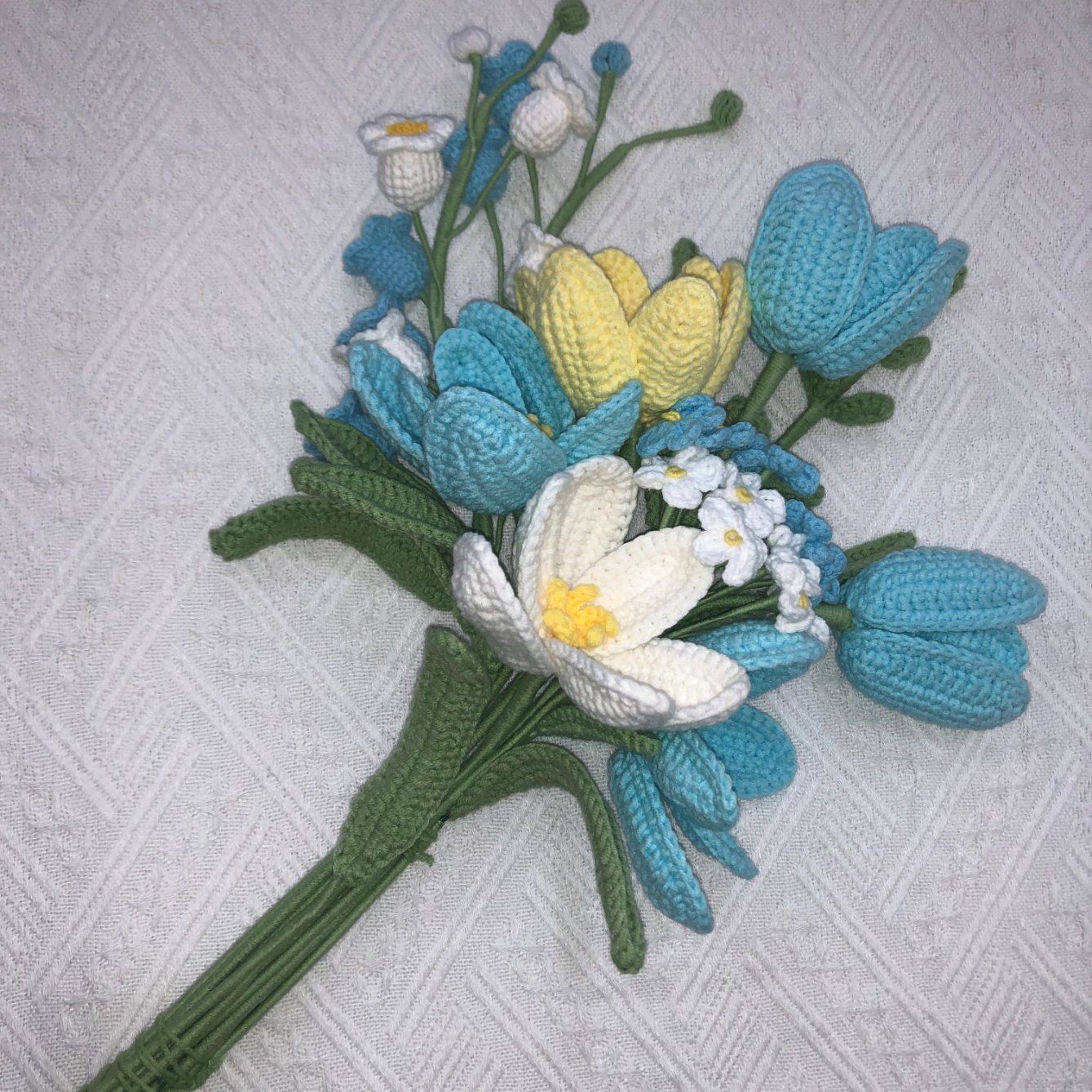 2025 New Ready-Ship Flower Bouquet Tulip Bouquet Handmade Crochet Flower Gift