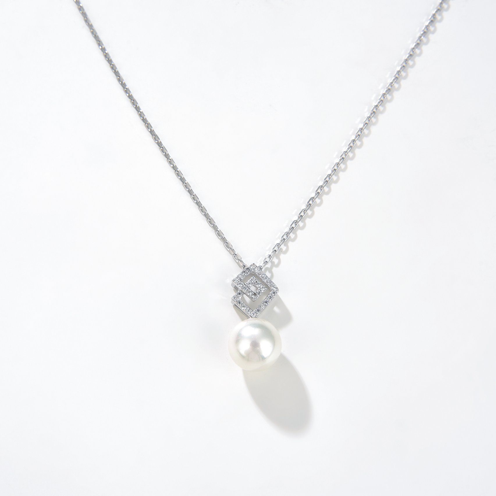 Latest 925 Sliver Geometric Dangle Pearl Pendant Necklace