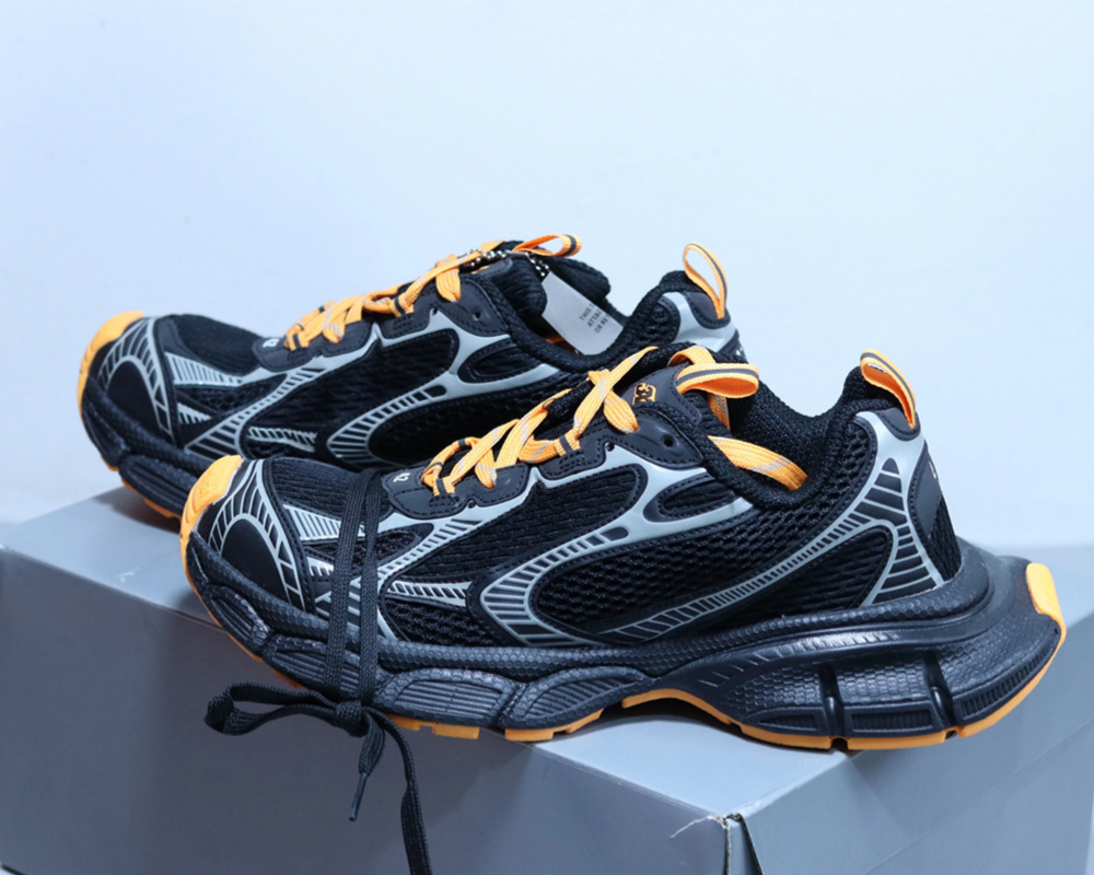 Upscale Shoes, 2.7kg, Box Included, Air & Sea Shipping Available