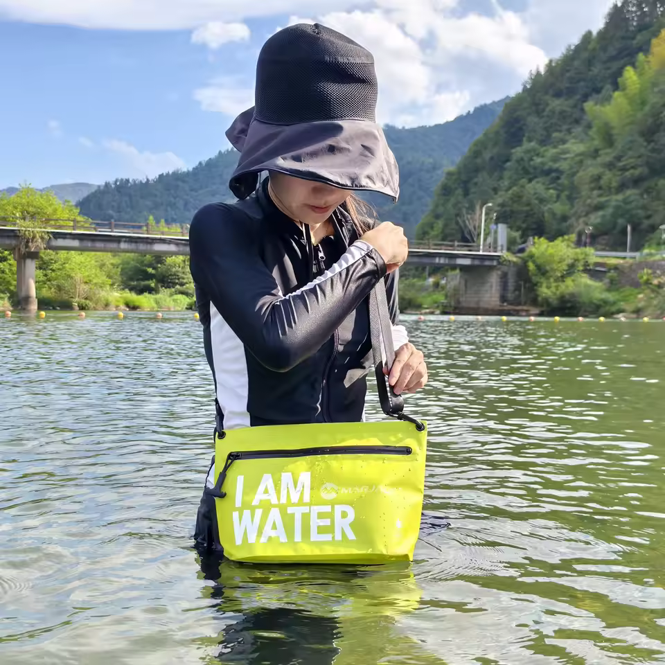 Waterproof Waist Pack Pvc Dry Bag For Swimming,Rafting & Cycling Waterproof Pouch Keeps Cell Phones And Valuables Safe And Dry