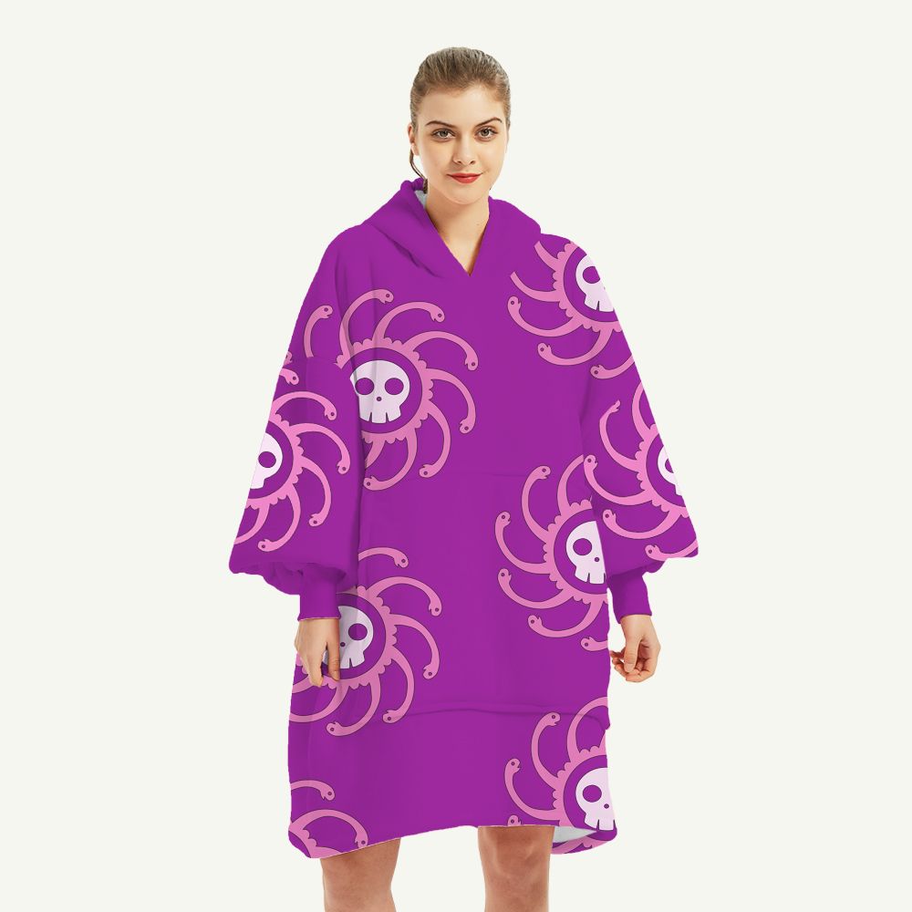 Low MOQ Wearable Blanket Hooded Blanket Fits All with Sleeves Oversized Super Soft Warm Anime Plush Hoodie Blanket