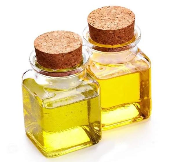 Wholesale Pure Spearmint Oil Spearmint Extract Essential Oil with Bulk Price