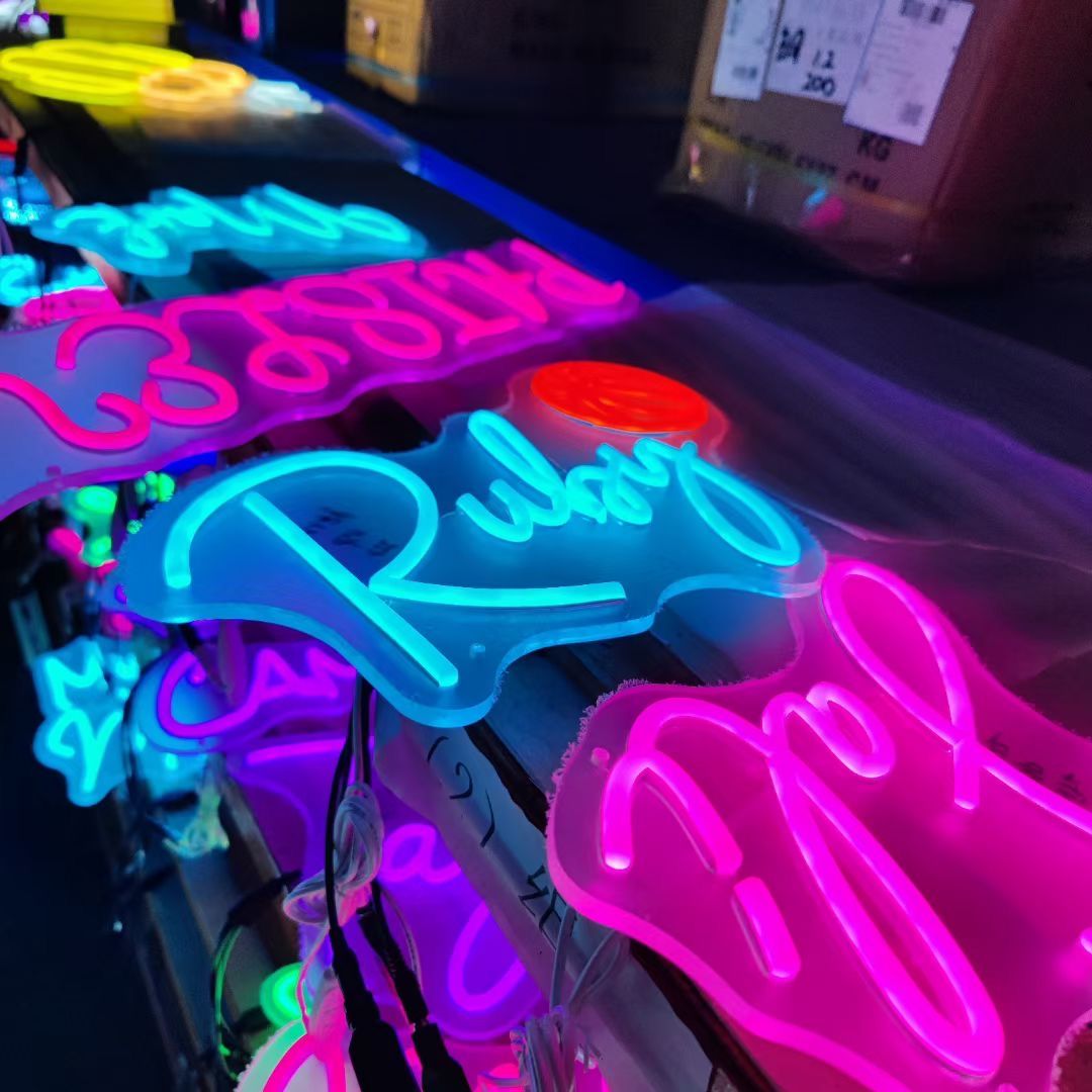 Top-Tier LED Neon Signs for Bar Parties