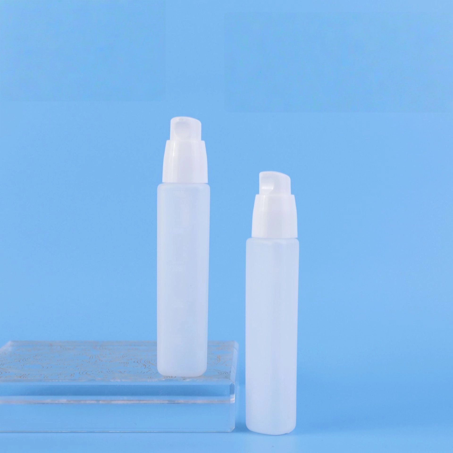 Stock 50ml Transparent White Plastic Cosmetic Lotion Pump Bottle Eye Cream Pot Moisturizer Toner Bottle with Low MOQ