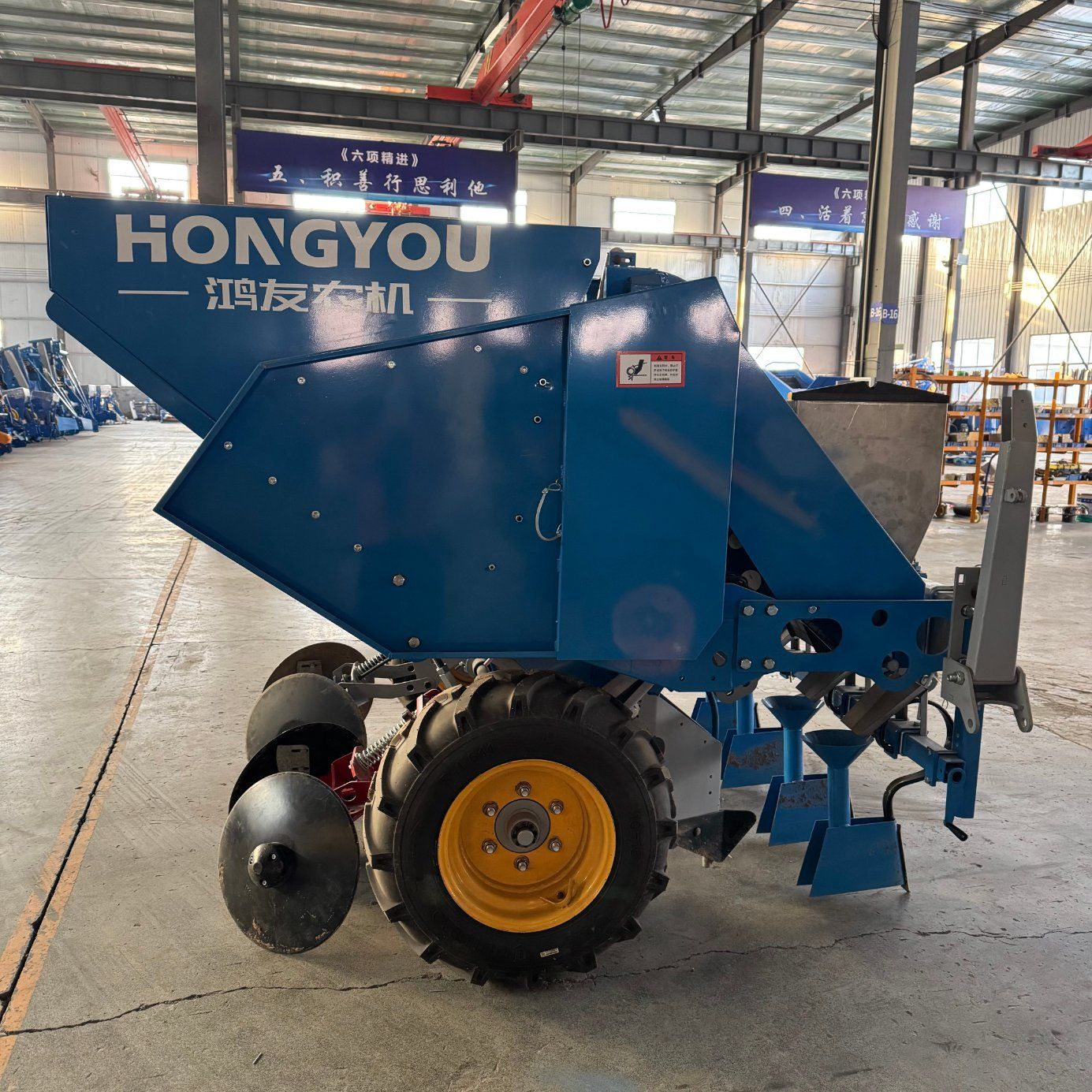 Premium Potato Seeder Planter for Quick and Even Planting